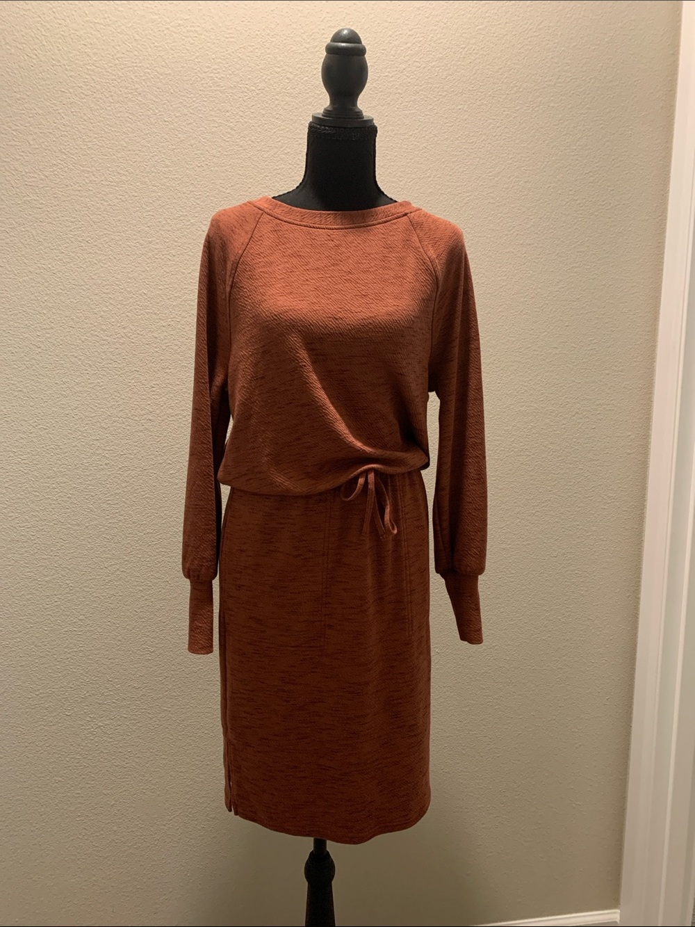 Prana Long-Sleeve Tie-Waist Knit Dress in Rust NWOT (Size XS)